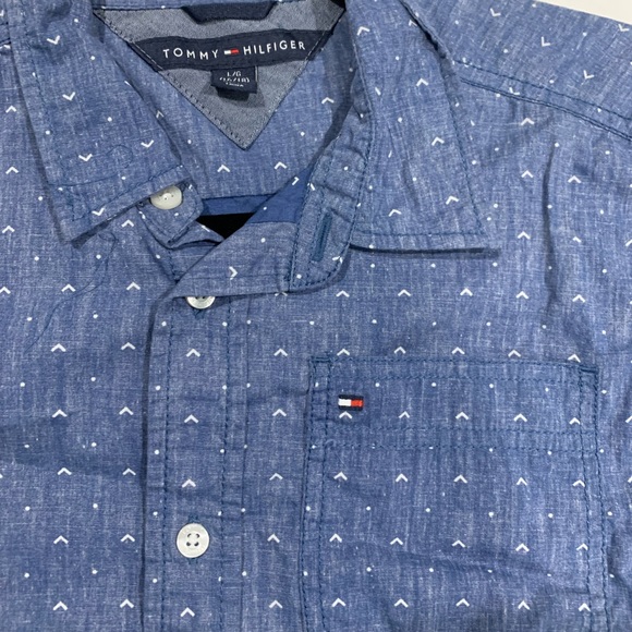 Tommy Hilfiger Other - Tommy Hilfiger Patterned Button Up Tee